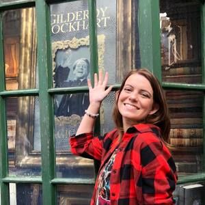 Meet your Posher, Carly